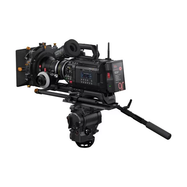 1-5-1.webp Blackmagic Design URSA Cine 12K + EVF - Imagen 1